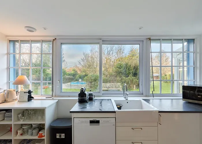 La Picane - Belle Maison Avec Piscine Et Jardin *